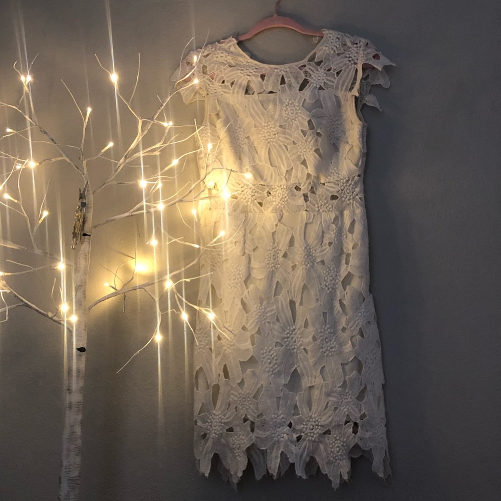 Lace White / Ivory Dress